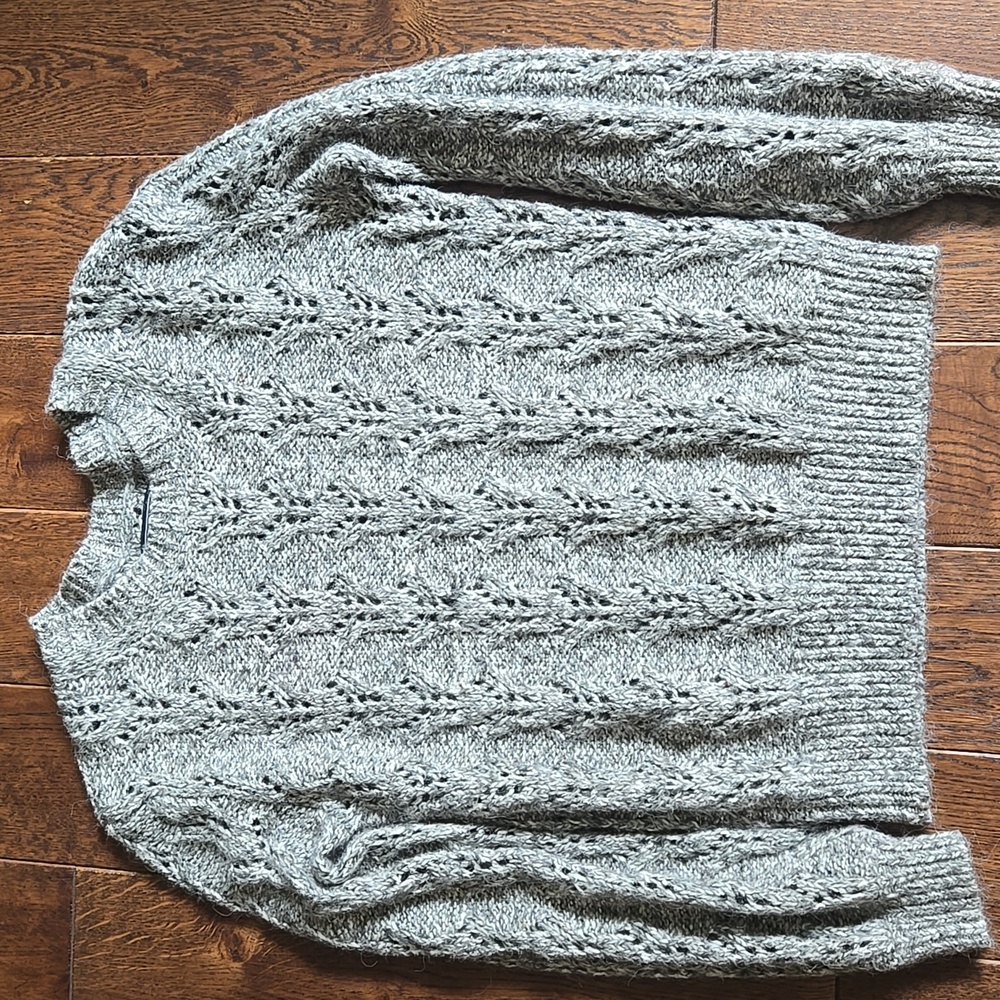 Abercrombie and Fitch Sweater Crewneck Open Knit Grey Small Womens